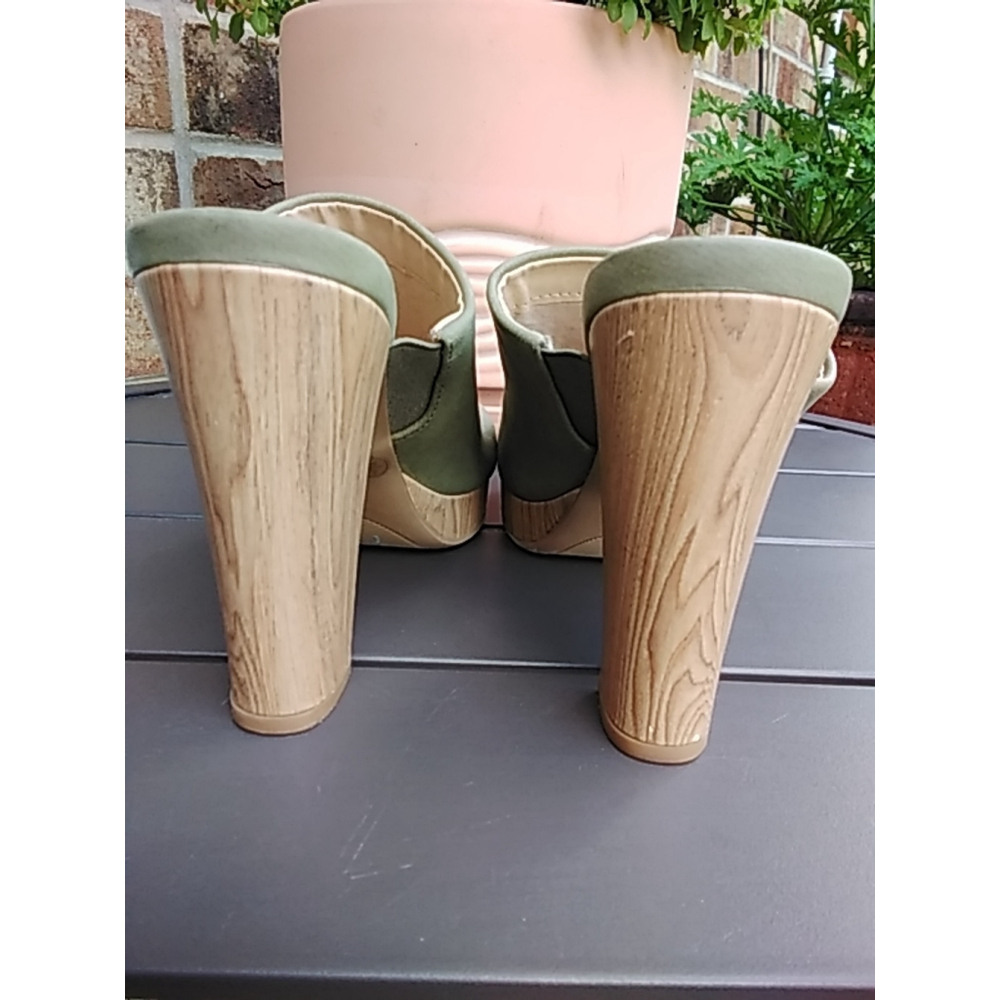 Chinese Laundry Boho Green Healed Slide-On Mules Size 5.5 Festival Chic - Picture 5 of 13